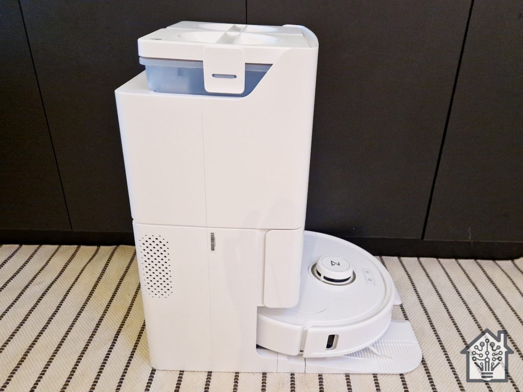 Sideview of the Roborock Q Revo MaxV dock and robot vacuum