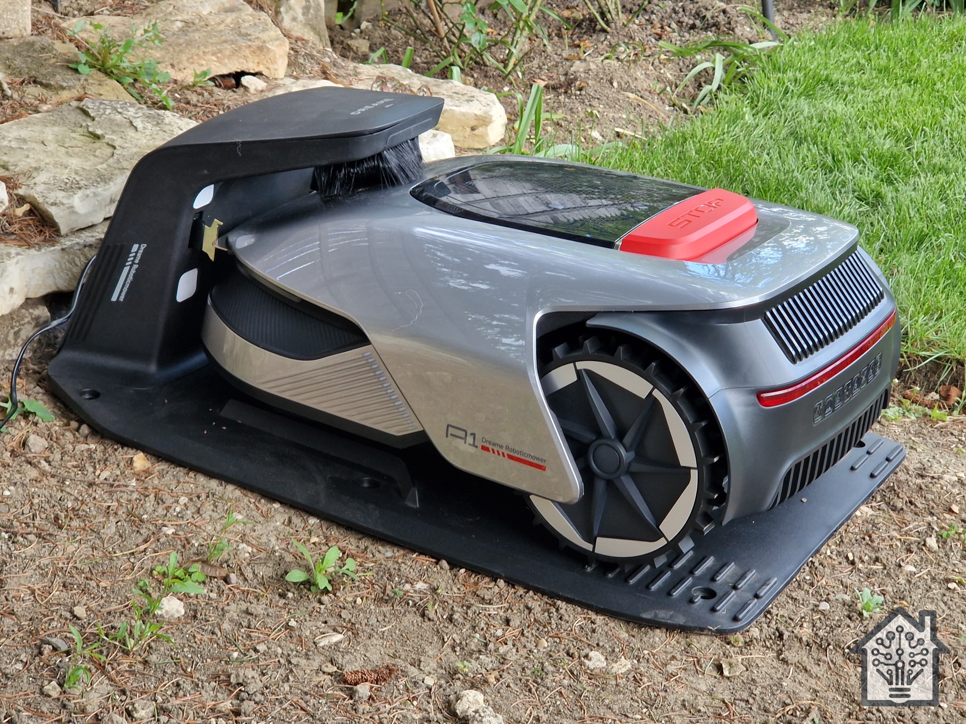 Dreame Roboticmower A1 review Mowing made easy