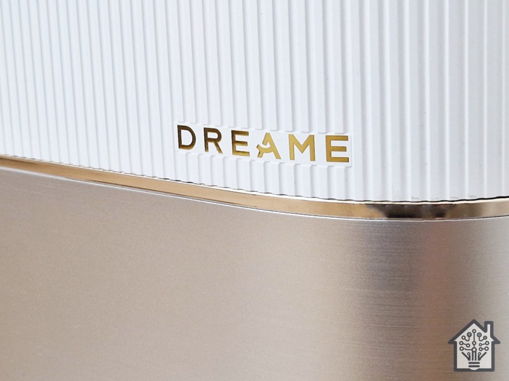 Closeup picture of the Dreame X40 Ultra dock showing the Dreame logo