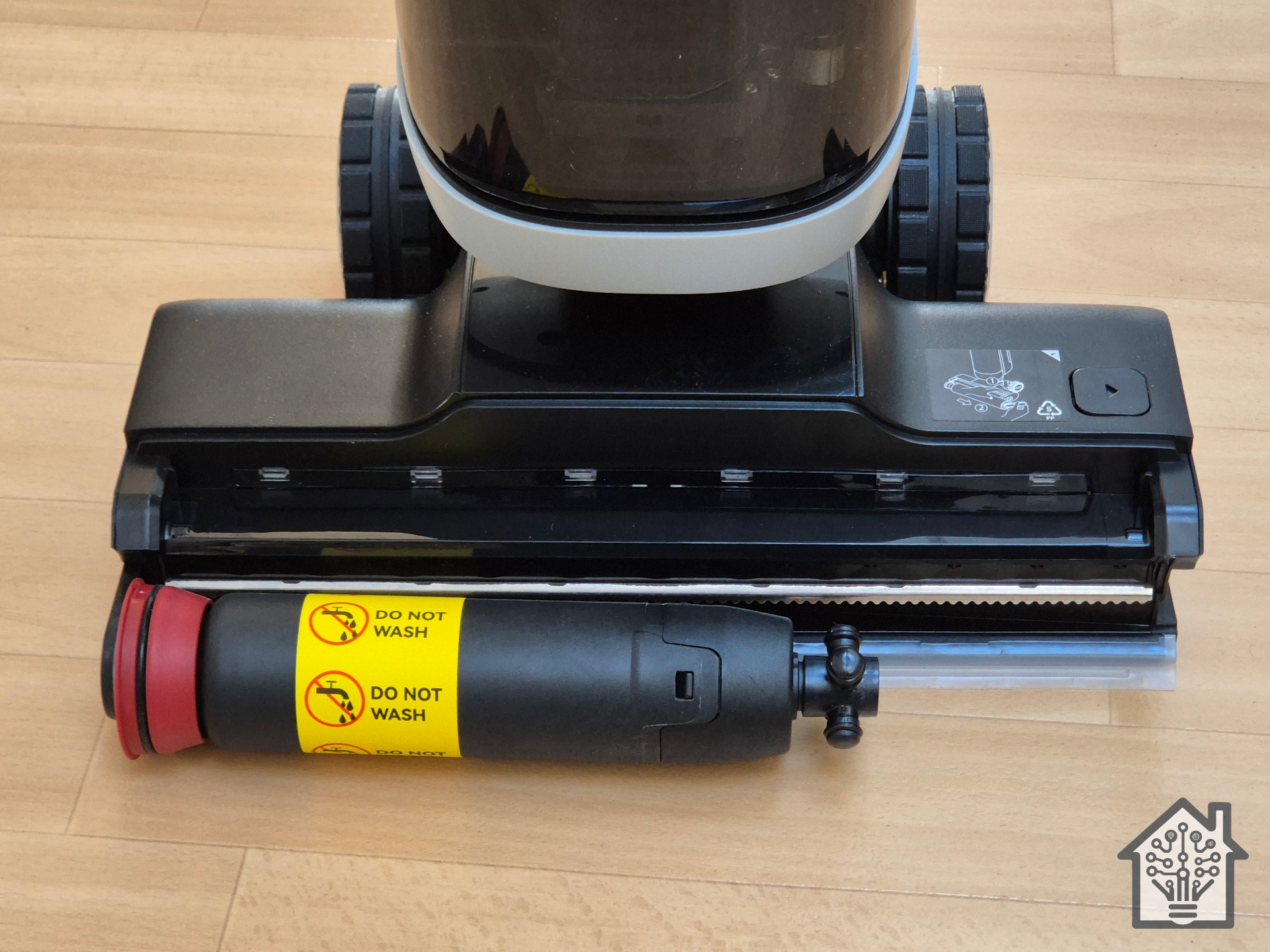 Dreame H14 Pro review: A wet-dry vacuum with a lie-flat design